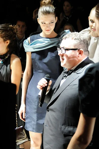 Look 19